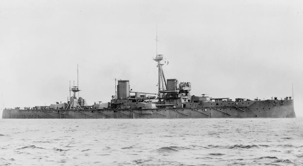 Andrew Bertan British warship sailing sideview Andrew Bertan